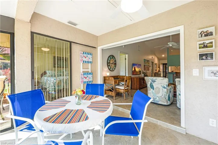 2036  Pine Isle  LN, Naples, FL 34112