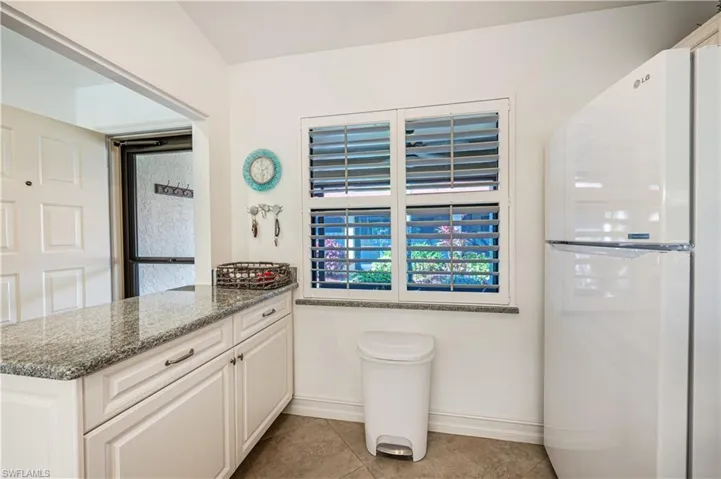 2036  Pine Isle  LN, Naples, FL 34112