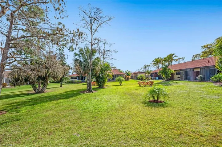 2036  Pine Isle  LN, Naples, FL 34112