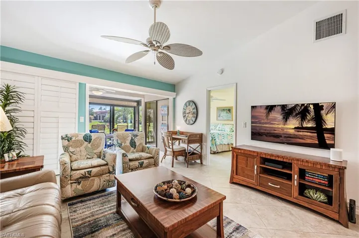 2036  Pine Isle  LN, Naples, FL 34112