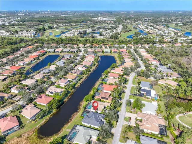 335  Cypress W WAY, Naples, FL 34110
