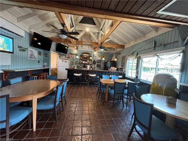 Hidden Harbour Amenities & Clubhouse