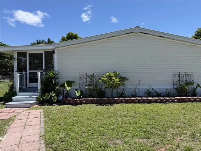 240 Mcbeth Way, Copeland, Florida 34137