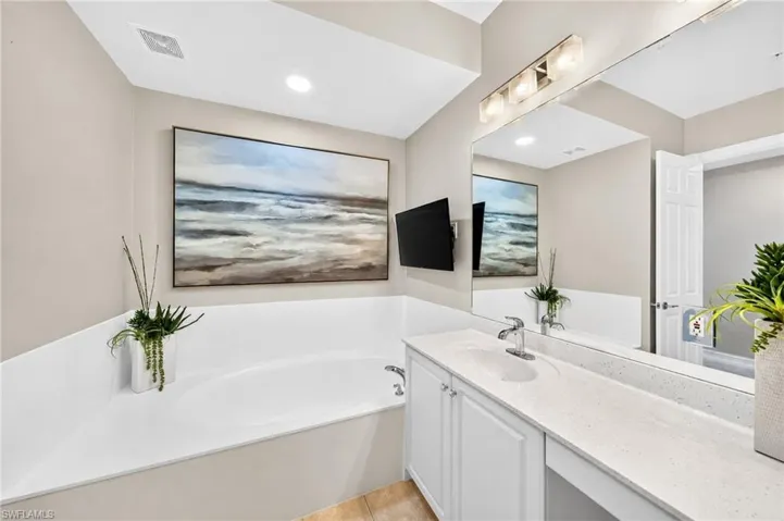 1855 Les Chateaux Blvd 5-201, Naples, Florida 34109