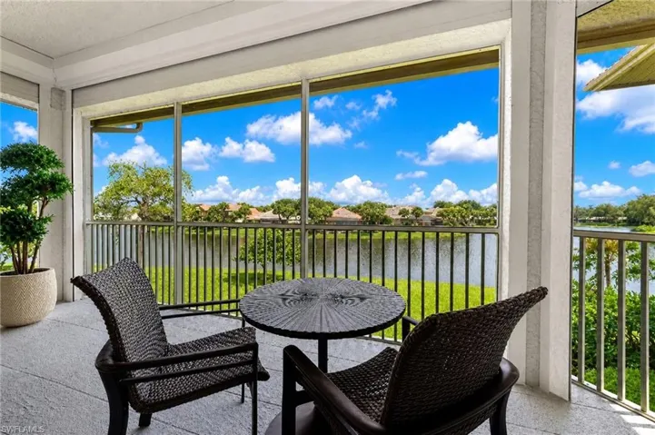 1855 Les Chateaux Blvd 5-201, Naples, Florida 34109