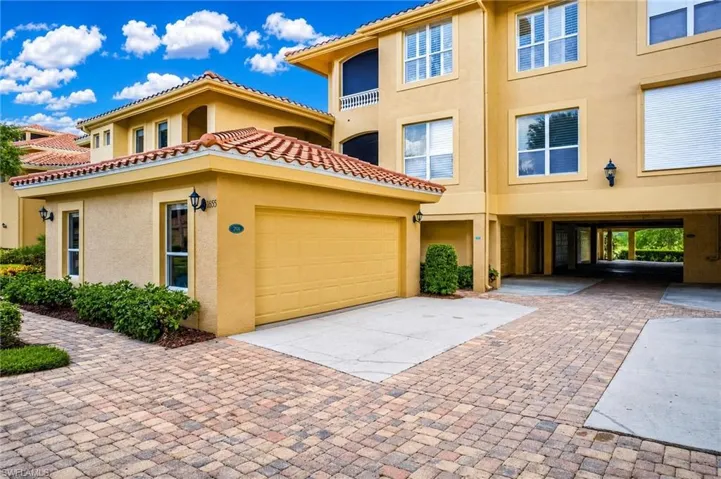 1855 Les Chateaux Blvd 5-201, Naples, Florida 34109