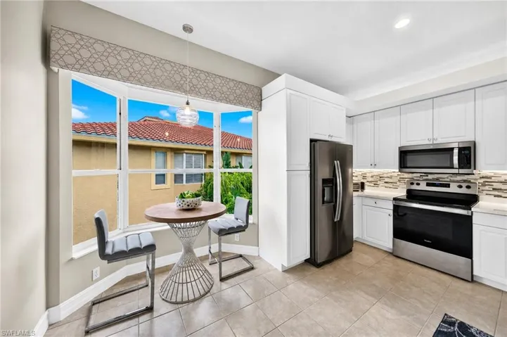 1855 Les Chateaux Blvd 5-201, Naples, Florida 34109