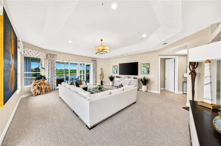 1855 Les Chateaux Blvd 5-201, Naples, Florida 34109