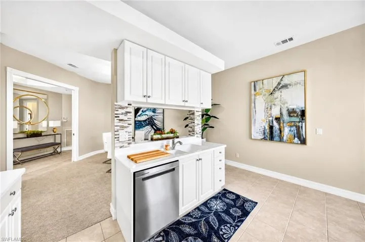 1855 Les Chateaux Blvd 5-201, Naples, Florida 34109