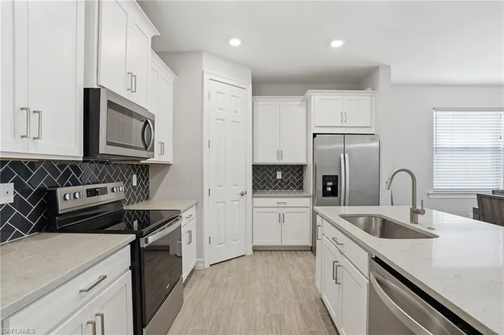 28009 Seasons Tide Ave, Bonita Springs, Florida 34135