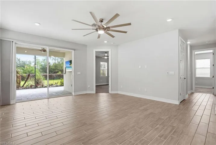 28009 Seasons Tide Ave, Bonita Springs, Florida 34135
