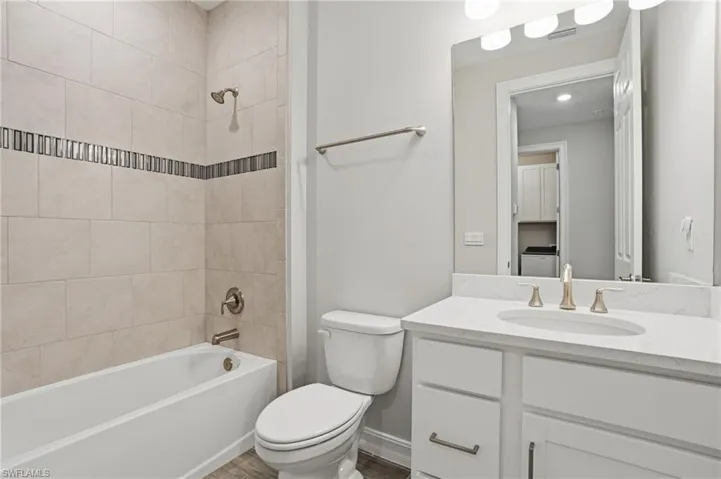 28009 Seasons Tide Ave, Bonita Springs, Florida 34135