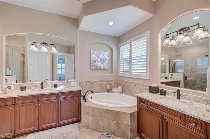 11752 Rosalinda Ct, Fort Myers, Florida 33912