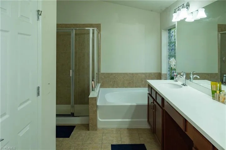 MASTER BATHROOM DOUBLE VANITY SINK