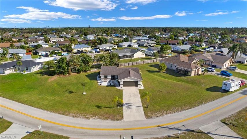17309  Phlox  DR, FORT MYERS, FL 33967
