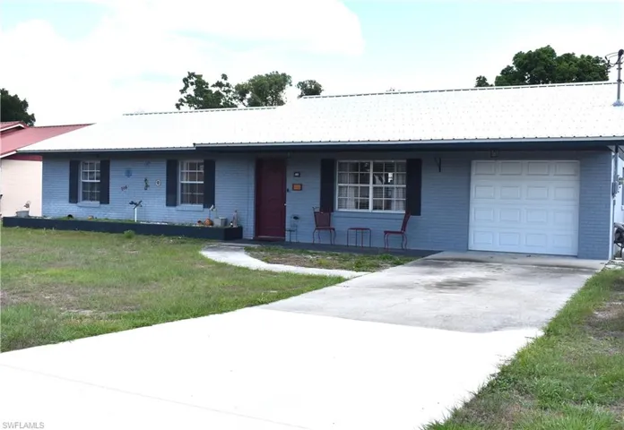 163  Jackson  ST, Lake Wales, FL 33859