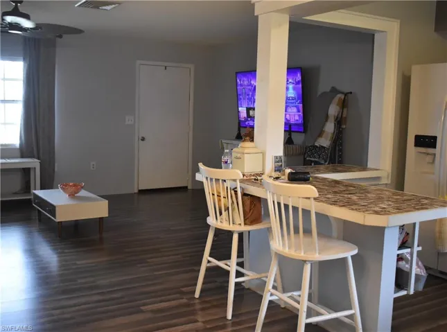 163  Jackson  ST, Lake Wales, FL 33859