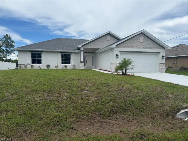 486 Willowbrook Dr, Lehigh Acres, Florida 33972