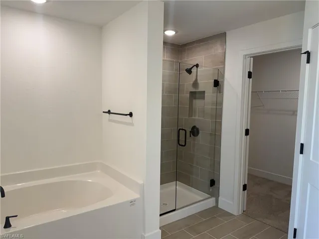 486 Willowbrook Dr, Lehigh Acres, Florida 33972