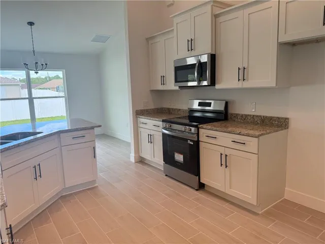 486 Willowbrook Dr, Lehigh Acres, Florida 33972