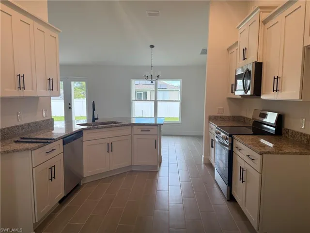 486 Willowbrook Dr, Lehigh Acres, Florida 33972
