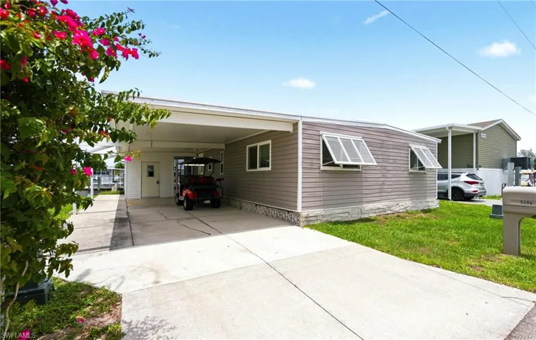 5509 Sir Walter Way, North Fort Myers, Florida 33917