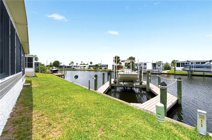 5509 Sir Walter Way, North Fort Myers, Florida 33917