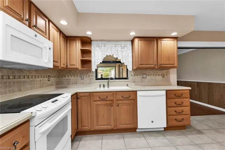 21492 Landis Ave, Port Charlotte, Florida 33954