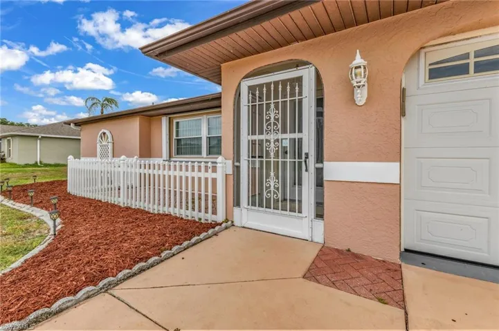 21492 Landis Ave, Port Charlotte, Florida 33954