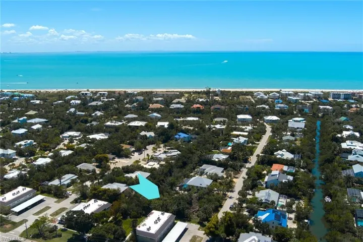 1084 S Yachtsman Dr, Sanibel, Florida 33957