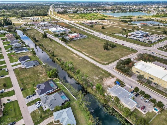 1402 SW 4th  ST, CAPE CORAL, FL 33991