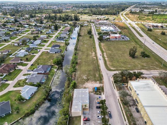 1402 SW 4th  ST, CAPE CORAL, FL 33991