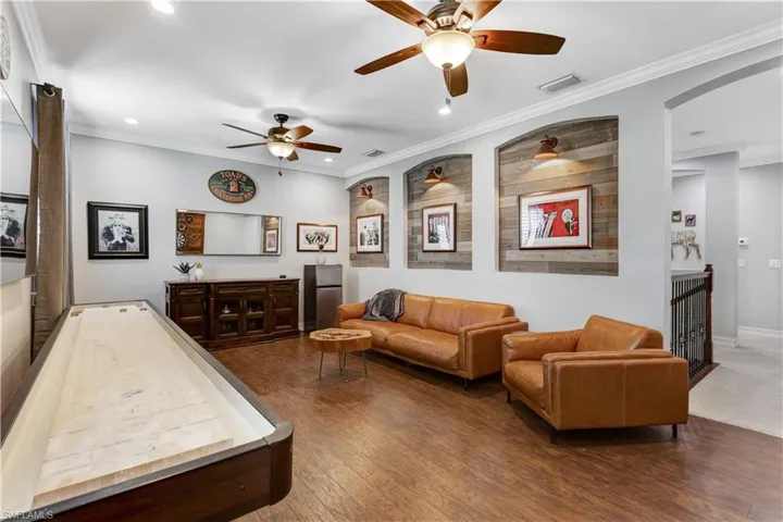 Upstairs Bonus Room