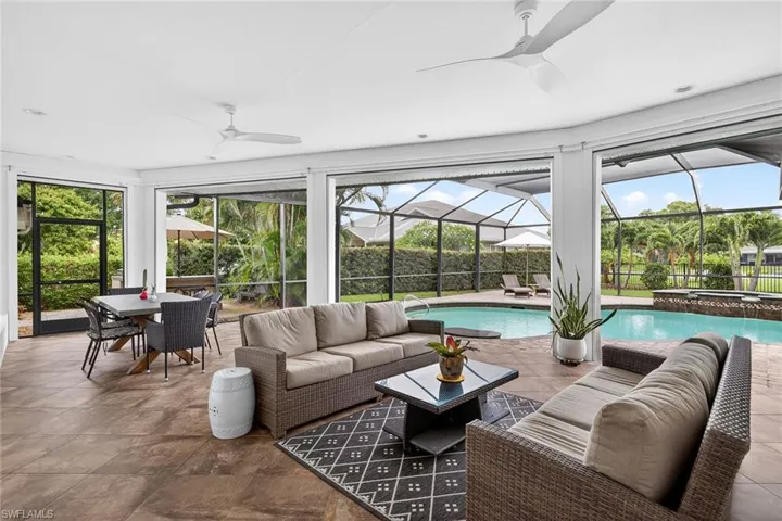 8390 Riviera Ave, Fort Myers, Florida 33919