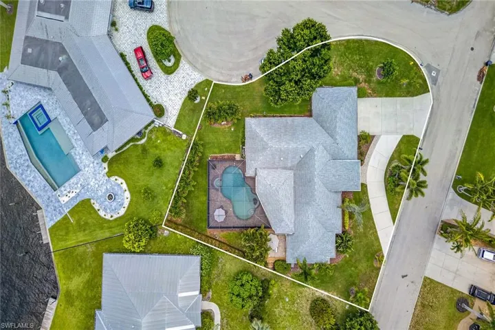 8390 Riviera Ave, Fort Myers, Florida 33919