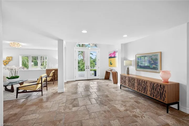 8390 Riviera Ave, Fort Myers, Florida 33919
