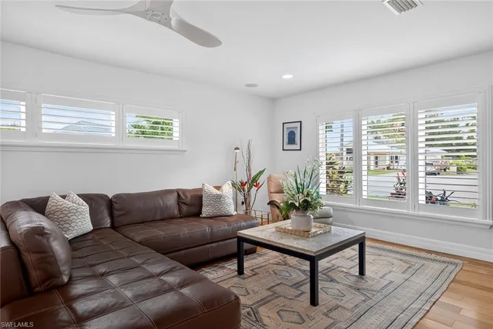 8390 Riviera Ave, Fort Myers, Florida 33919