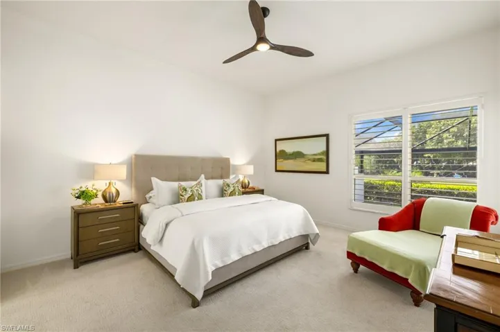 3872  CLIPPER COVE  DR, Naples, FL 34112