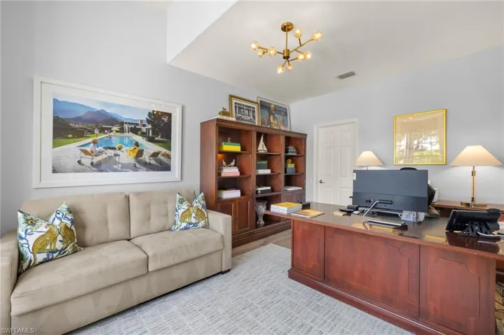 3872  CLIPPER COVE  DR, Naples, FL 34112