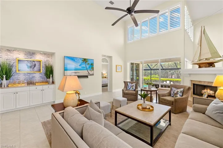 3872  CLIPPER COVE  DR, Naples, FL 34112