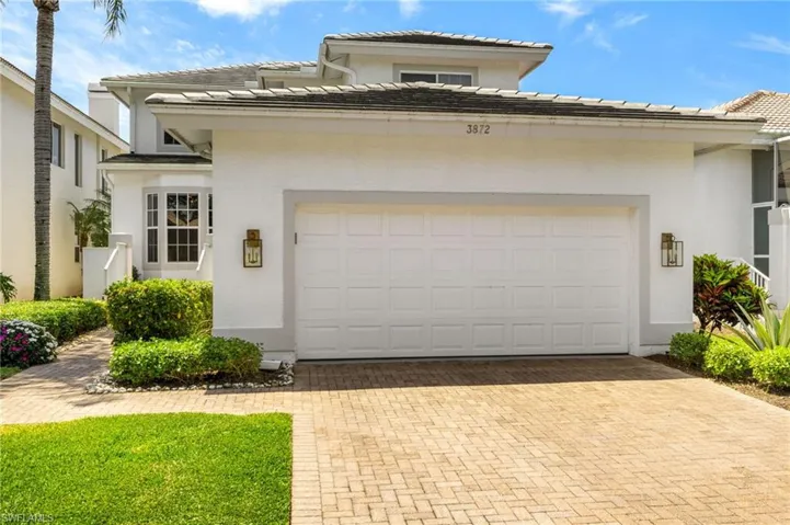 3872  CLIPPER COVE  DR, Naples, FL 34112