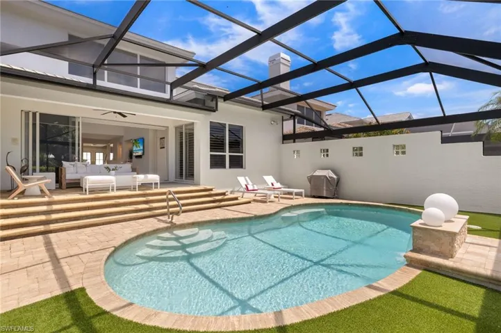 3872  CLIPPER COVE  DR, Naples, FL 34112