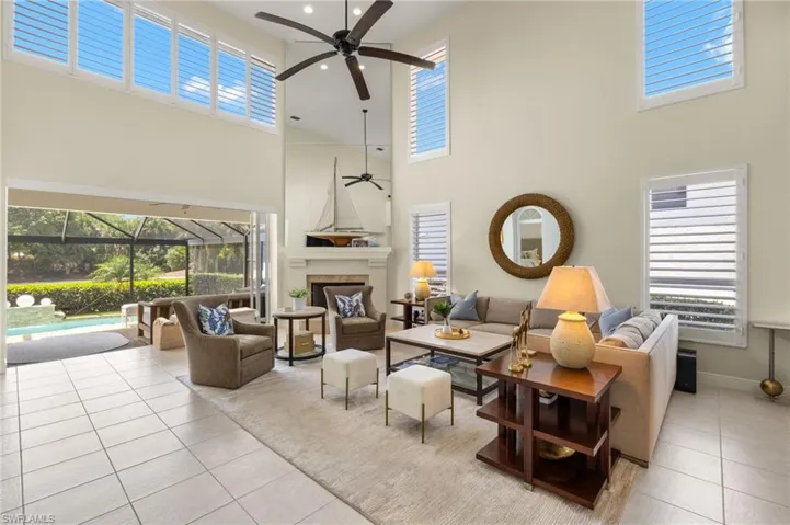 3872  CLIPPER COVE  DR, Naples, FL 34112