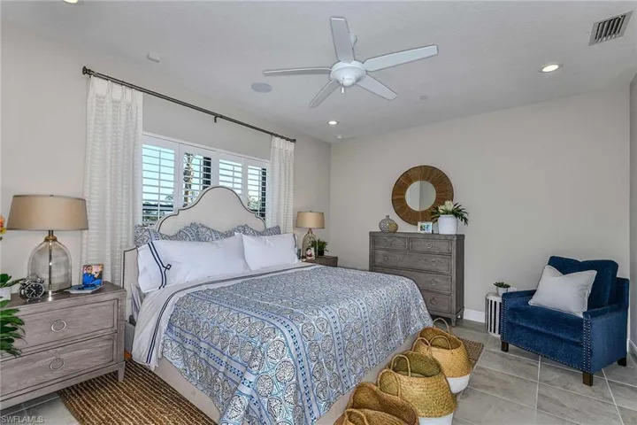 17813  Summerland Key  CT, Fort Myers, FL 33908