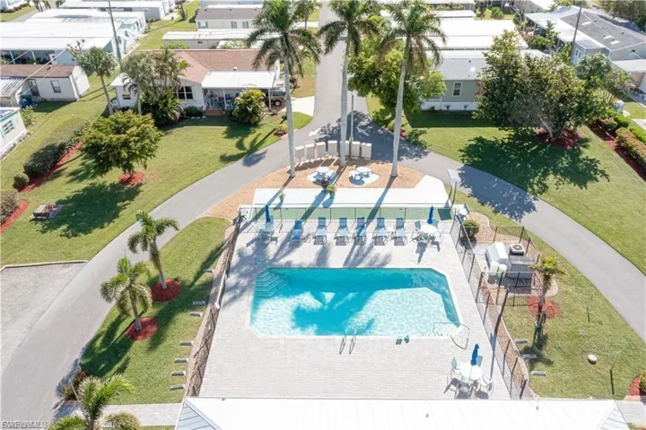 19 Garden Dr, Fort Myers, Florida 33908