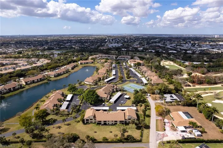 8366 Charter Club Cir 12, Fort Myers, Florida 33919