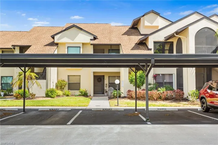 8366 Charter Club Cir 12, Fort Myers, Florida 33919