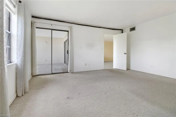 141  Cypress E WAY, Naples, FL 34110