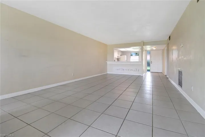 141  Cypress E WAY, Naples, FL 34110
