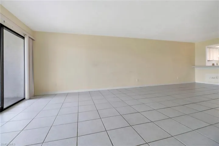 141  Cypress E WAY, Naples, FL 34110
